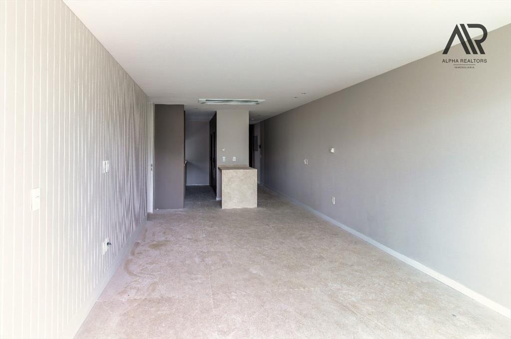 Apartamento en venta c/ cochera en Barrio Parques