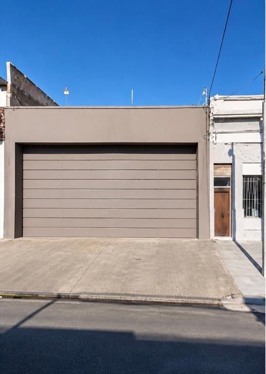 VENTA DEPOSITO GALPON/ EXPLANADA LA COMERCIAL