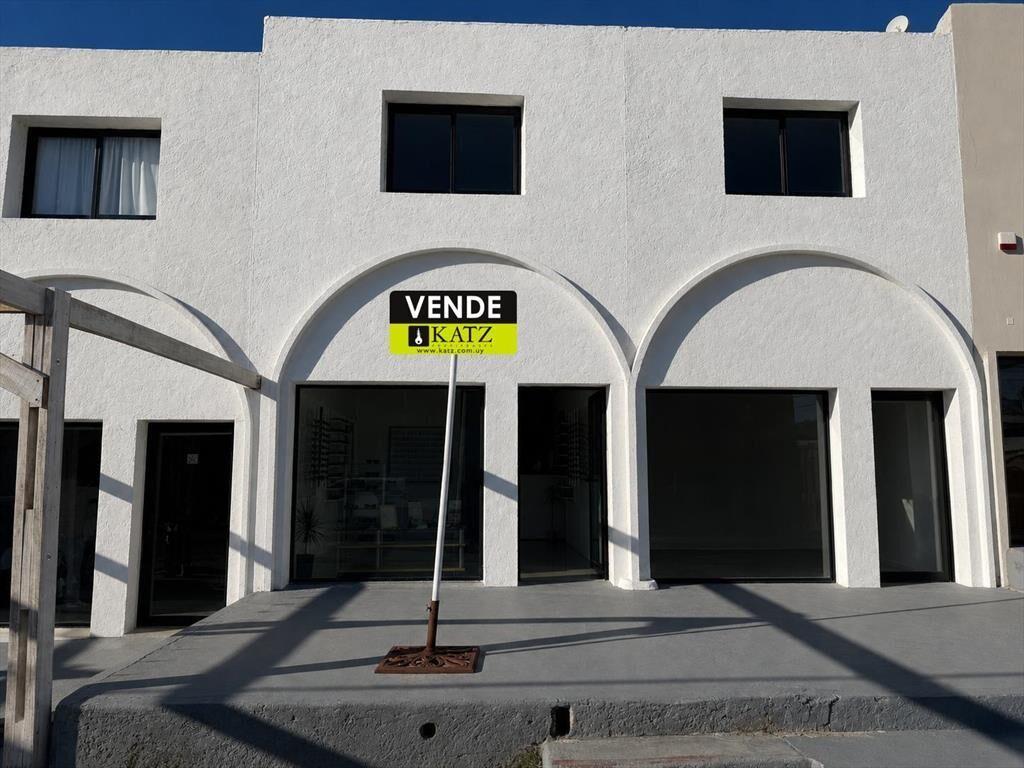Ruta 10, gran punto comercial, 62 m2 construidos 50 m2 de