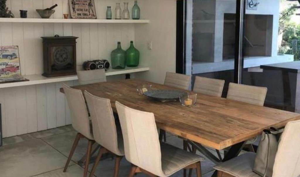 CASA EN VENTA DE 3 DORMITORIOS EN LA BARRA
