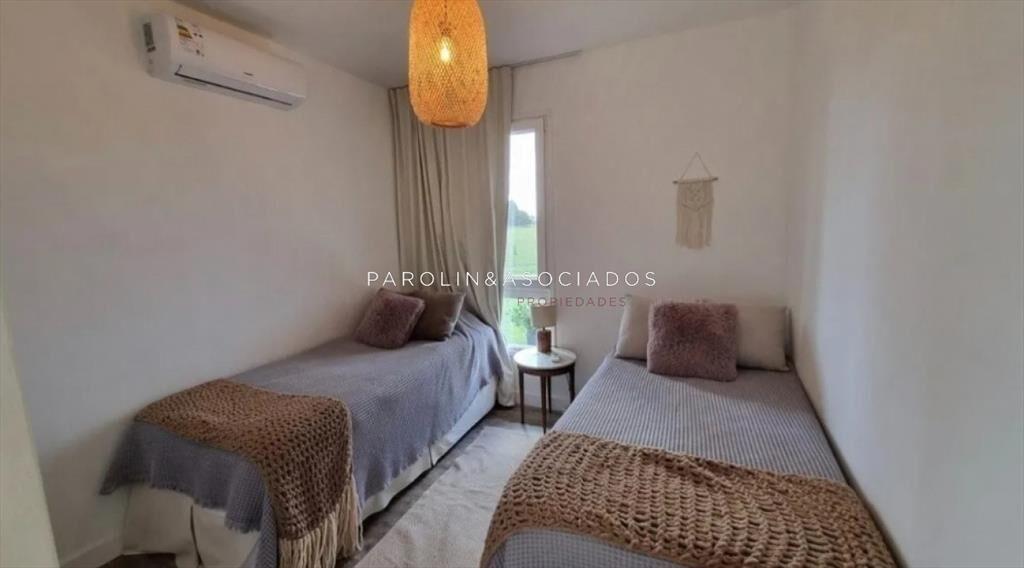 Hermosa casa en venta en barrio privado El Punta