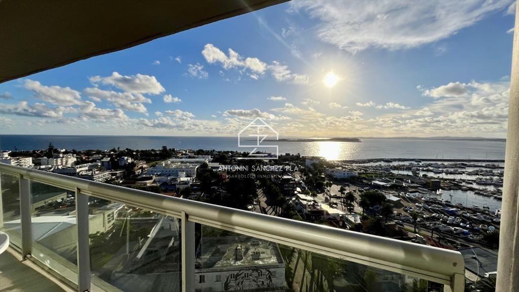 Apartamento venta 3 dormitorios 3 baños Punta