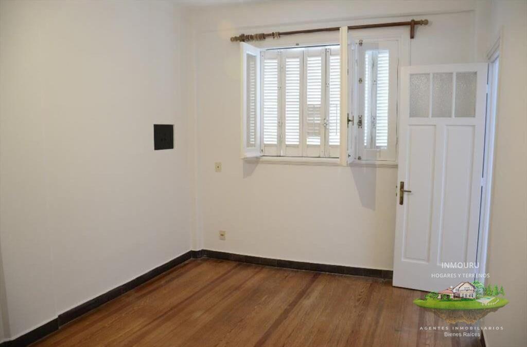 Se Alquila Espacioso Apartamento en Centro