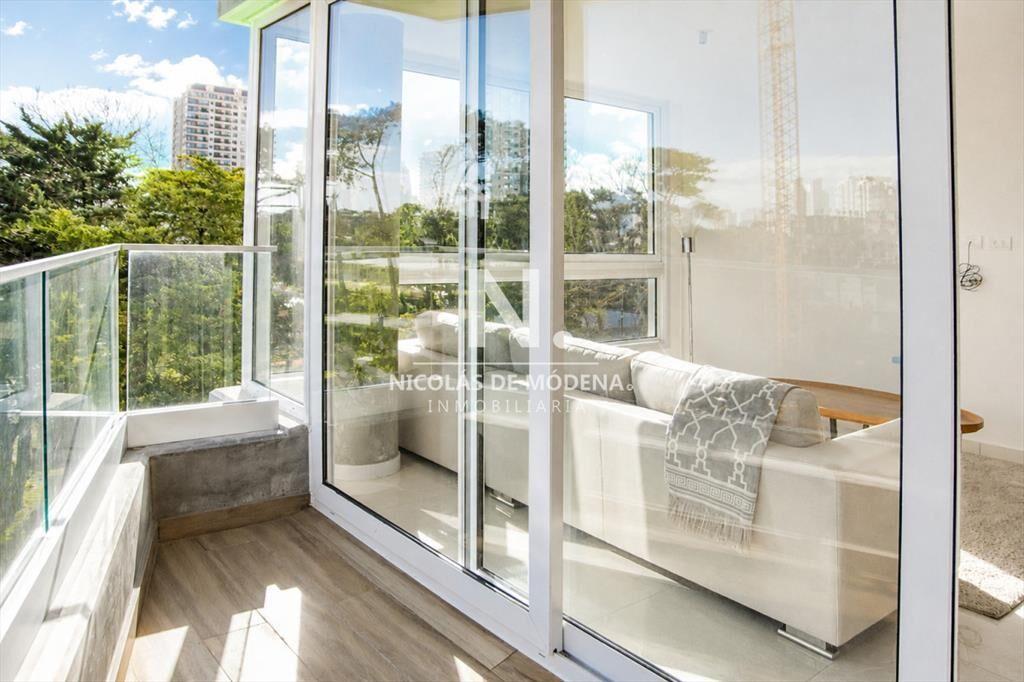 En venta apartamento de 3 dormitorios, en Brava