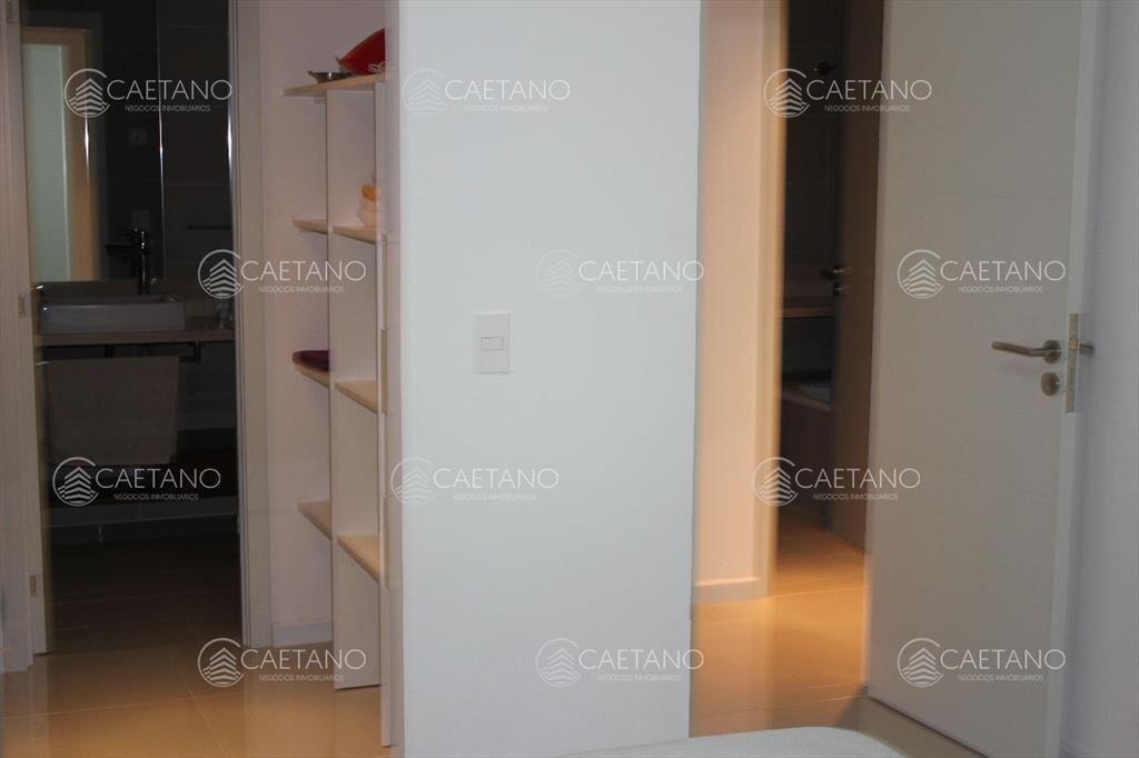 torre con servicio en parada 5 de avenida roosevelt