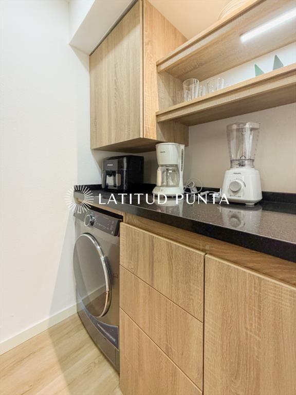 Apartamento en Pinares, 1 dormitorio y piscina