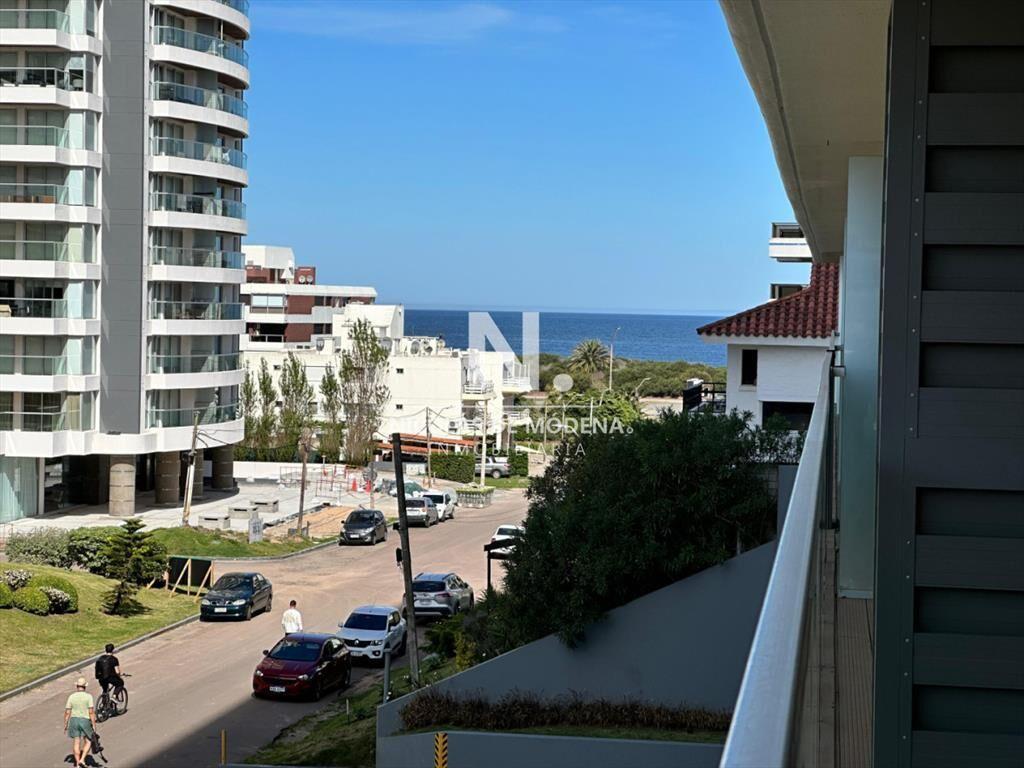 Vende apartamento de 1 dormitorio y medio en Peninsula, Pun