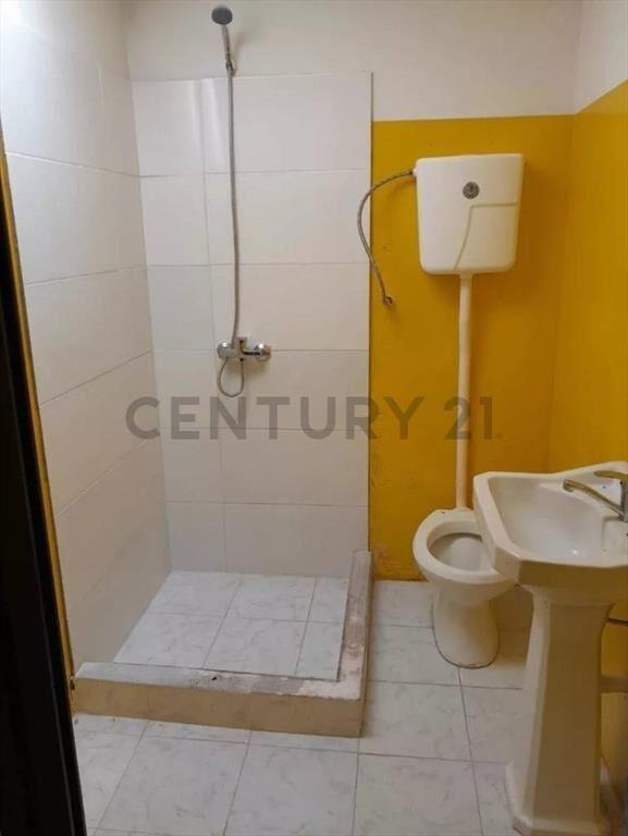 OPORTUIDAD DE RECICLAJE,CON 61m² CONSTRUIDOS PRÓXIMO A CA...