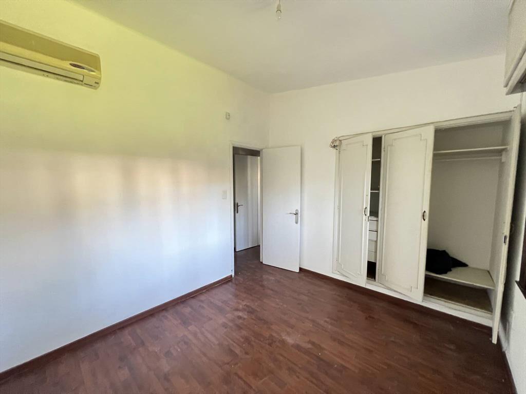 Venta de casa con 2 dormitorios en Carrasco a pasos de Aroce