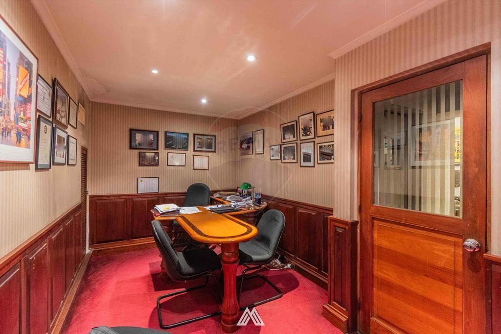 Venta gran local / padrón con 3 unidades en Centro