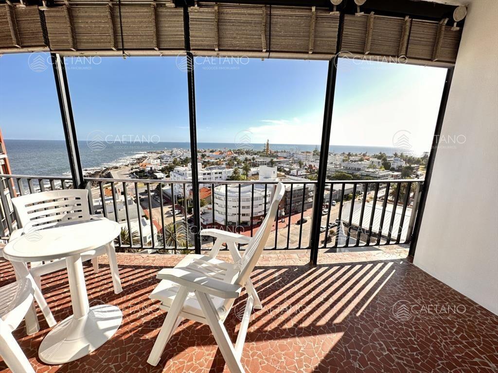 Piso alto en venta, con inmejorable vistas al mar