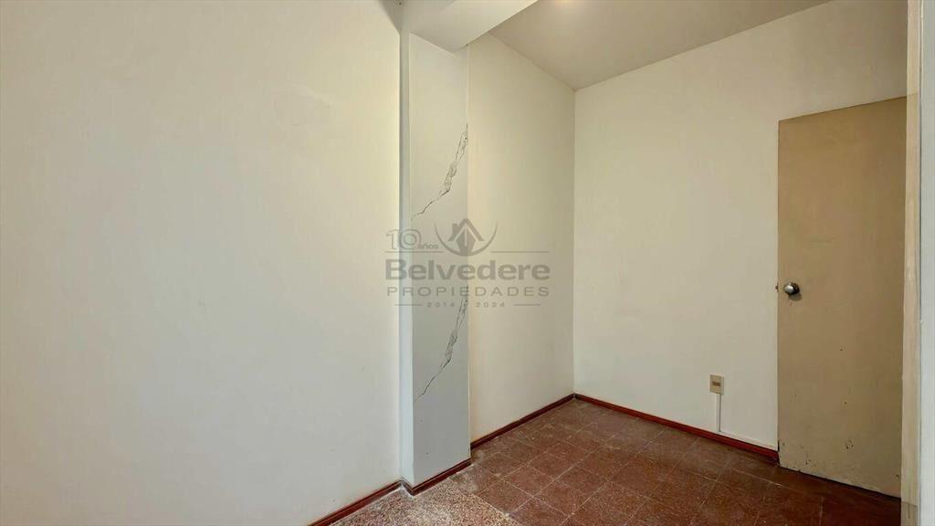 Apartamento venta un dormitorio planta baja Cuidad Vieja Re
