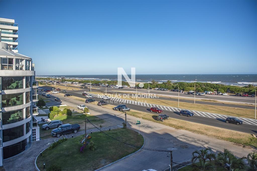 Apartamento Penthouse, frente al mar, playa 3 con