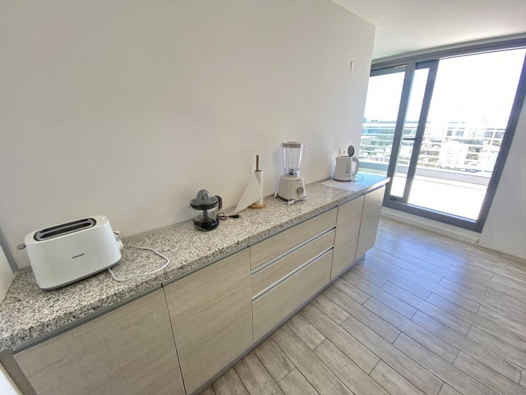 APARTAMENTO EN ALQUILER TEMPORAL 3 DORMITORIOS 3 BAÑOS EN
