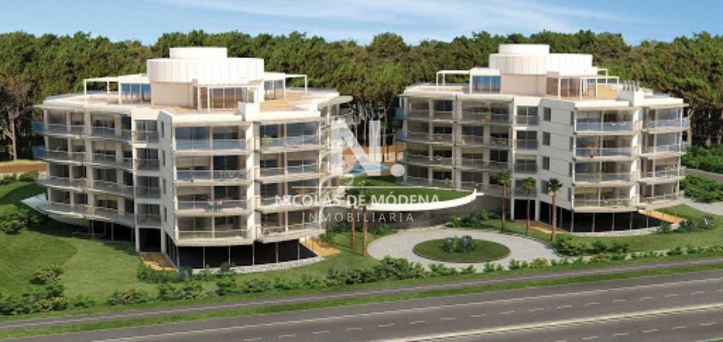 Departamento a estrenar en Playa Mansa.