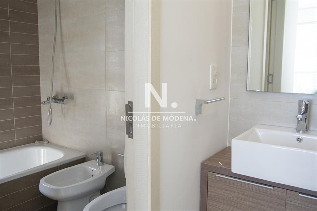 Apartamento de 2 dormitorio en Edificio Gala , ,