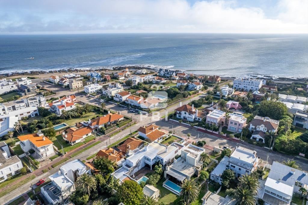 Venta casa 3 dormitorios, Peninsula. - Ref :