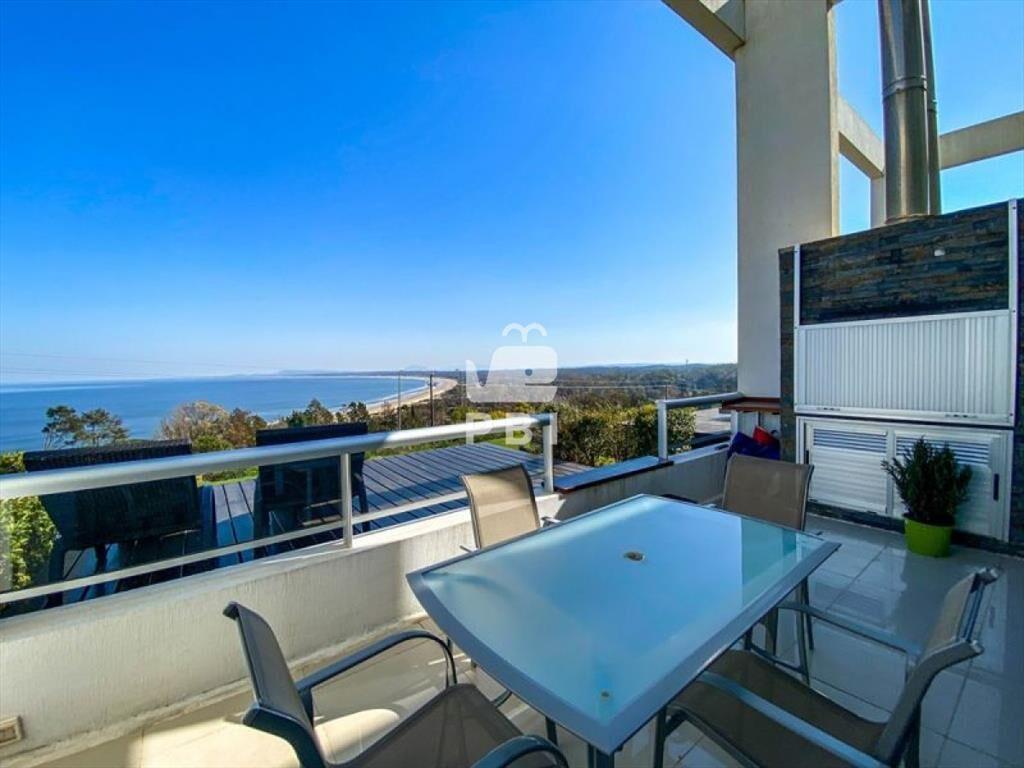 Apartamento en Punta Ballena 3 dormitorios - II -