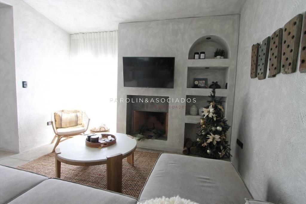 Casa en venta de 3 dormitorios en Manantiales,
