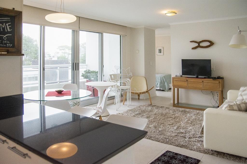Apto de 1 dor y medio en complejo con amenities.