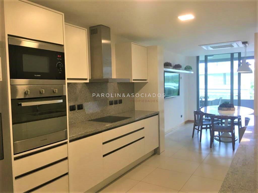 Apartamento en venta en Tiburón Terrazas, Punta