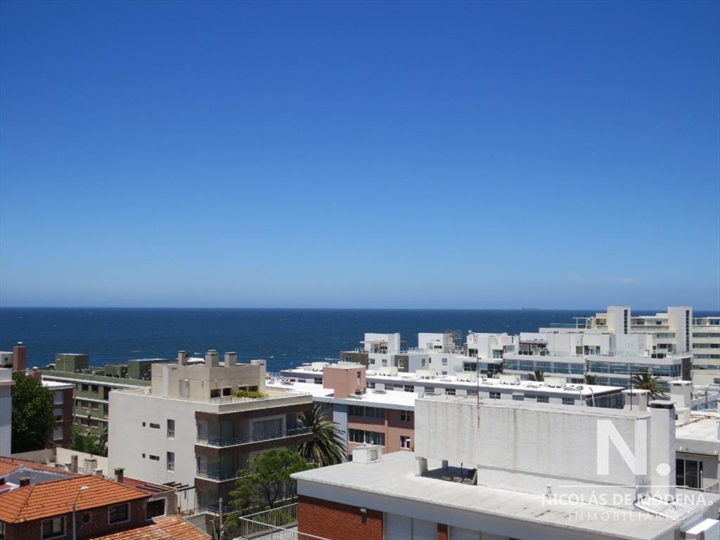 Apartamento en peninsula con excelente vista al puerto y to