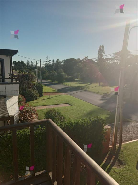 VENTA DE CASA DE 4 DORMITORIOS EN SOLANAS PUNTA DEL ESTE