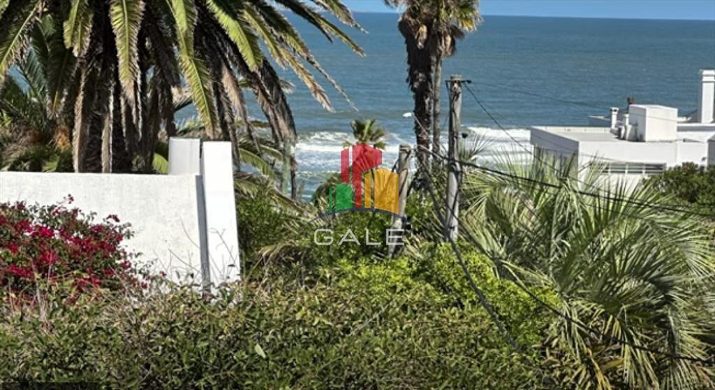 Hermosa casa a pasos del mar