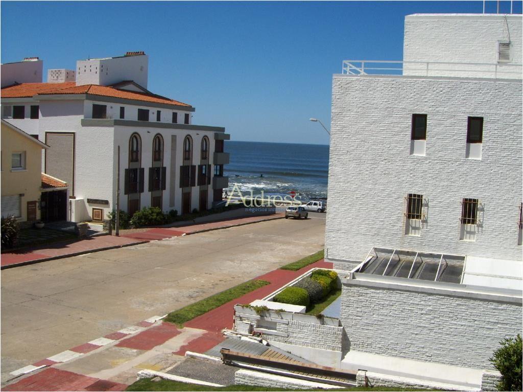 AMPLIO APTO UN DORM , BALCON CON VISTA AL MAR