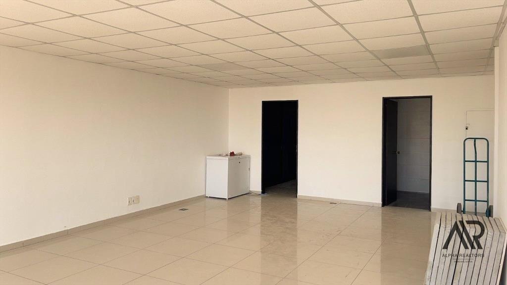 Venta Oficina doble Torre Libertad 18 de julio, Centro
