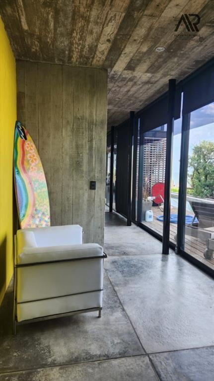 Casa en venta c/ cochera en La Barra