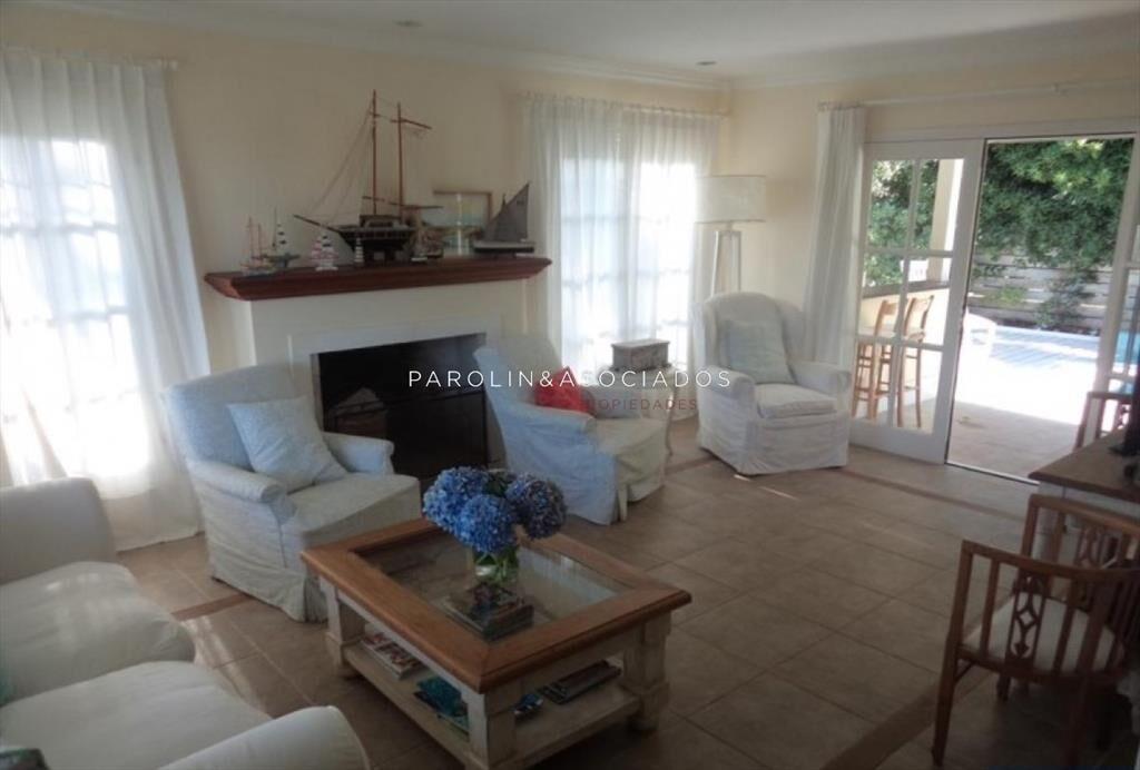Excelente casa en venta a dos cuadras del mar, Punta del Es