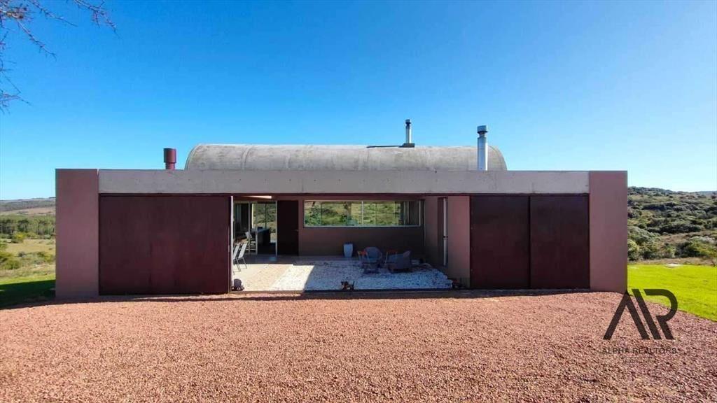 Chacra de 5 ha, con casa de diseño. Ruta 12 Pueblo Eden.