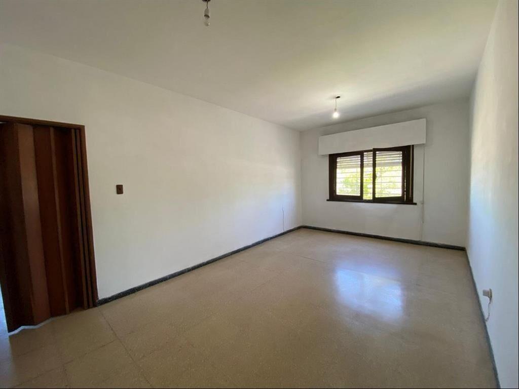 Venta local comercial + 2 casas de altos y terreno