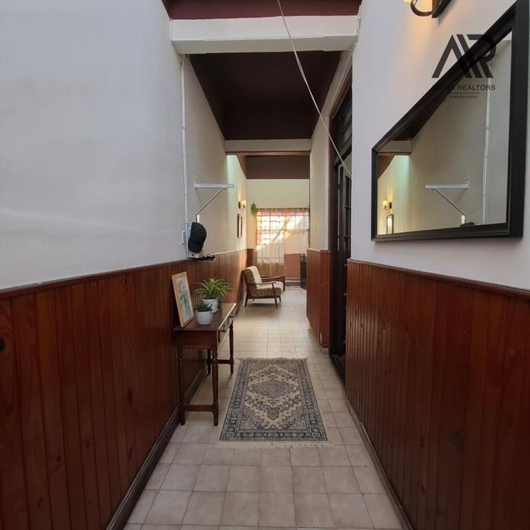 Casa en venta c/ cochera en Las Acacias