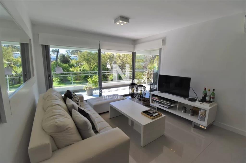 Departamento de 3 dormitorios en venta en  del