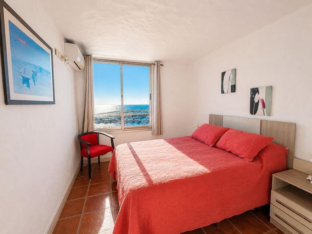 Se vende Apto frente al mar Piriápolis 2 dormi