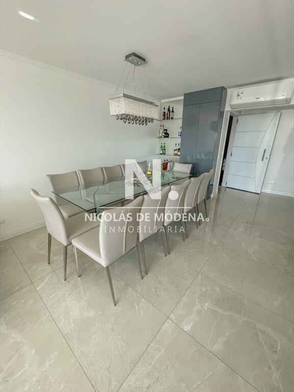 Apartamento en venta, 3 dormitorios en Punta del Este