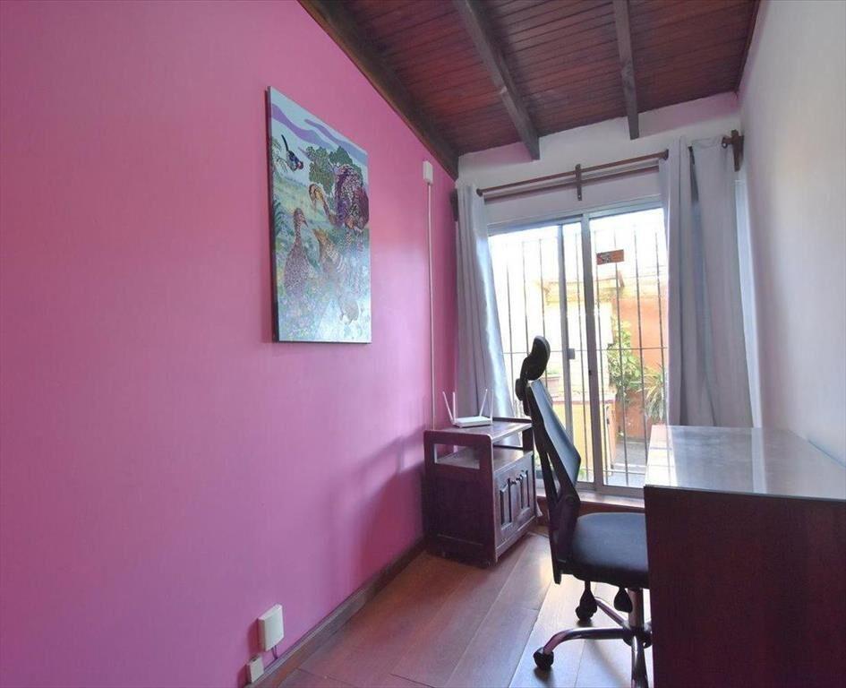 CASA CON APARTAMENTO Y PISCINA EN VENTA EN COLONIA