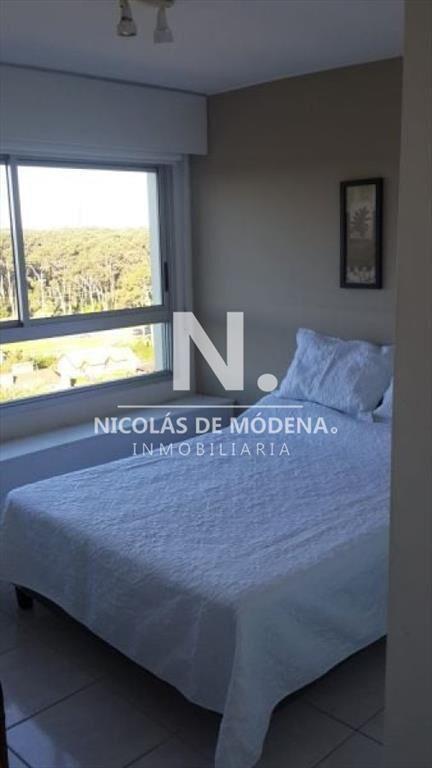 Departamento de 1 dormitorio en venta en Punta