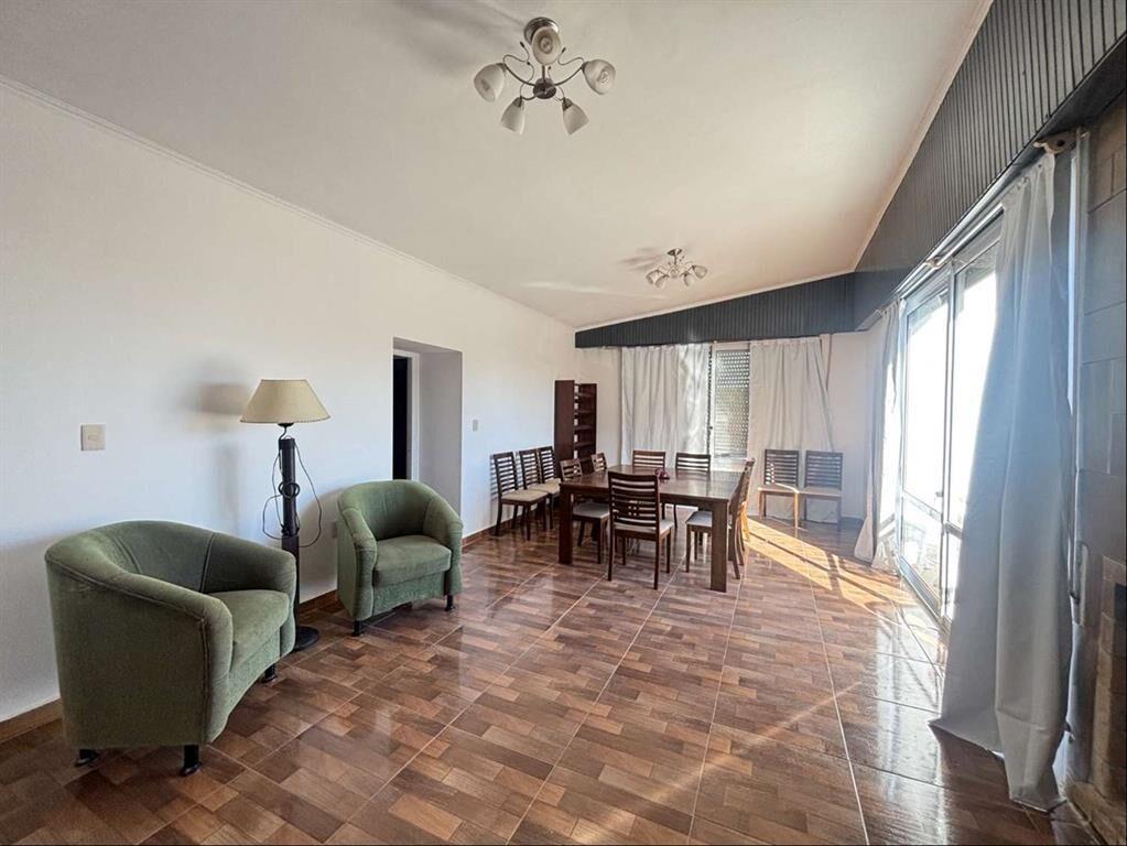 Venta de Apartamento 3 dormitorios en Atlántida con parrill