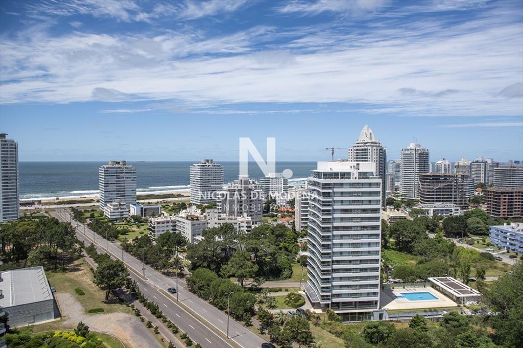 Hermoso Departamento en venta de 3 dormitorios,