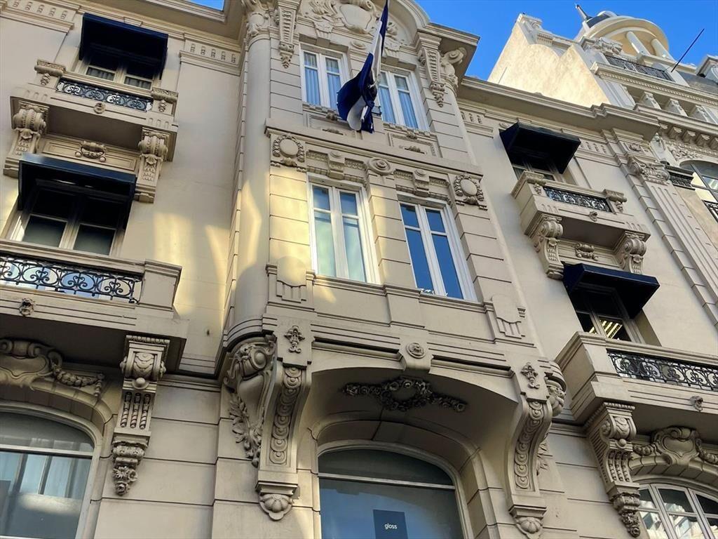 OFICINA EN ALQUILER SOBRE PEATONAL SARANDÍ