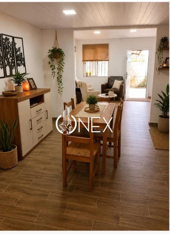 Se venden 2 casa en Maroñas, Montevideo.