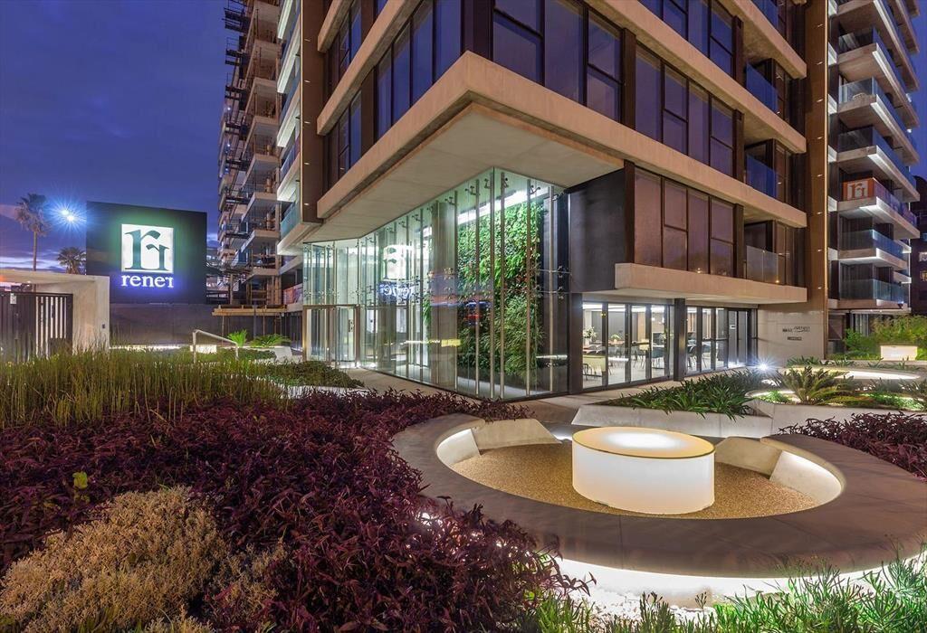 Venta Apartamento dos dormitorios Frente al Mar en Malvin I