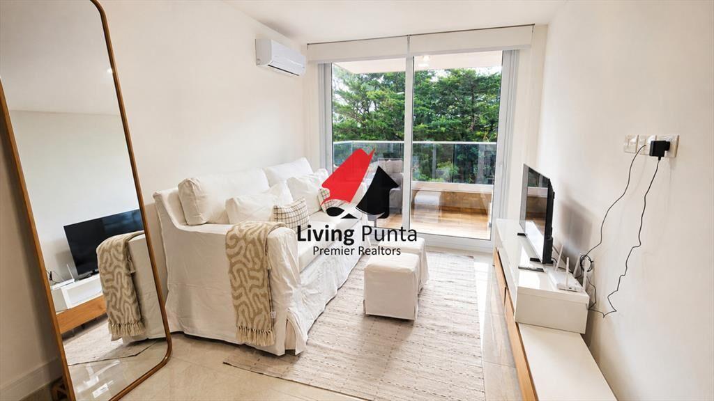 Apartamento de 1 dormitorio en venta, con vista a
