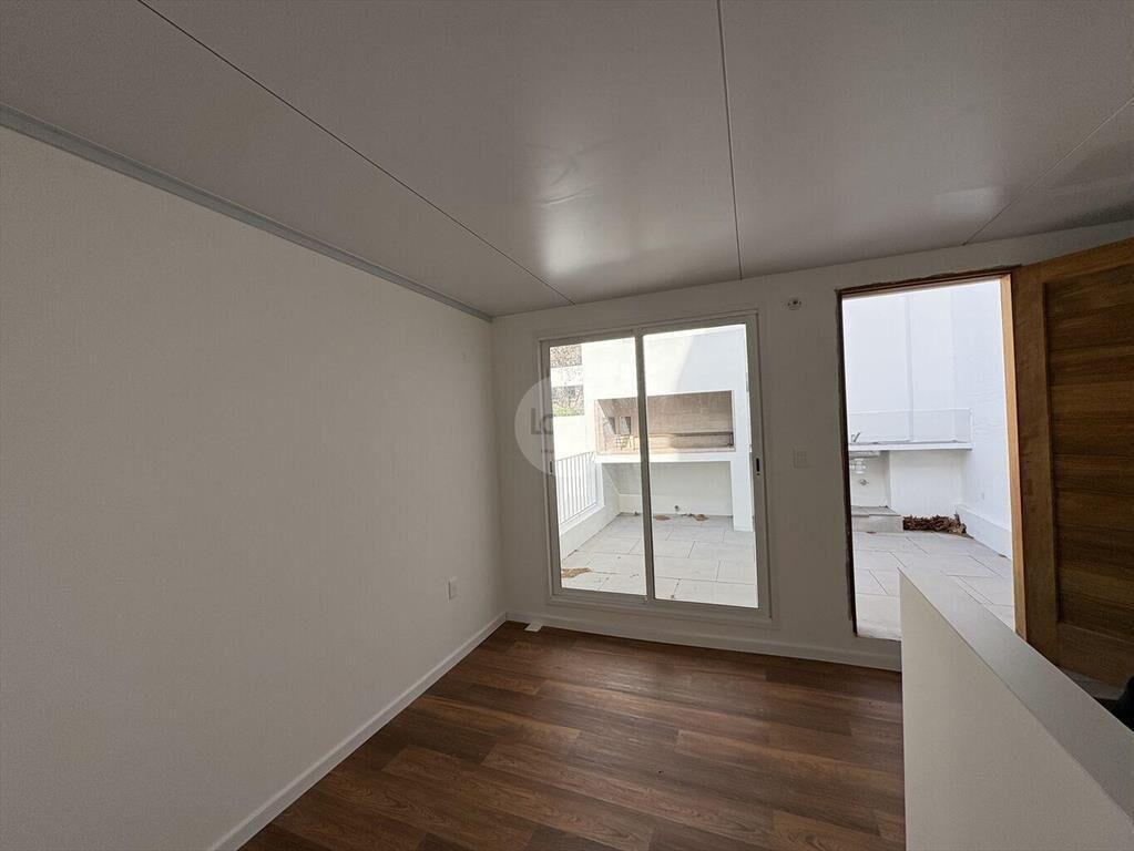 Alquiler apartamento triplex 3 dorm en cordon sur