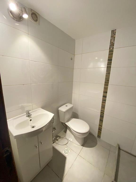 Venta de Apartamento dos dormitorios Aguada - Con renta 7%