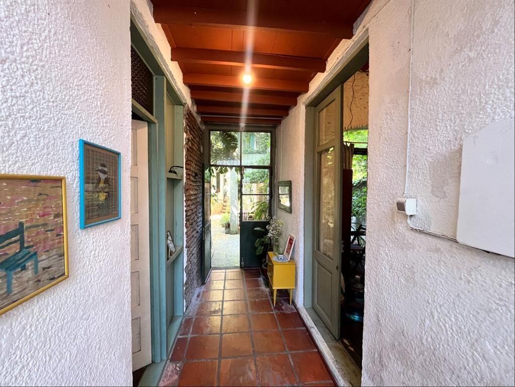 Venta Casa Barrio Sur 4 dormitorios y jardín
