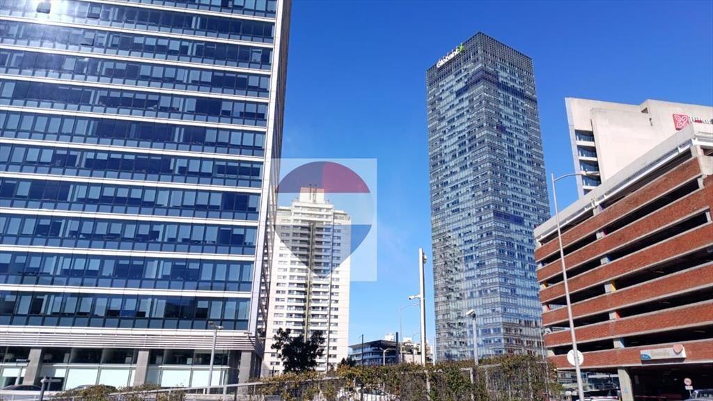 Venta Oficina corporativa en Trade Park +cochera